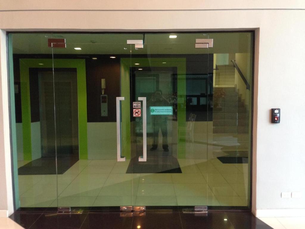 Ipremium Sukhumvit 81 Hotel Bangkok Buitenkant foto