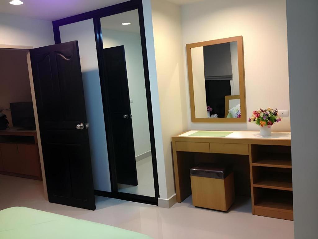 Ipremium Sukhumvit 81 Hotel Bangkok Buitenkant foto