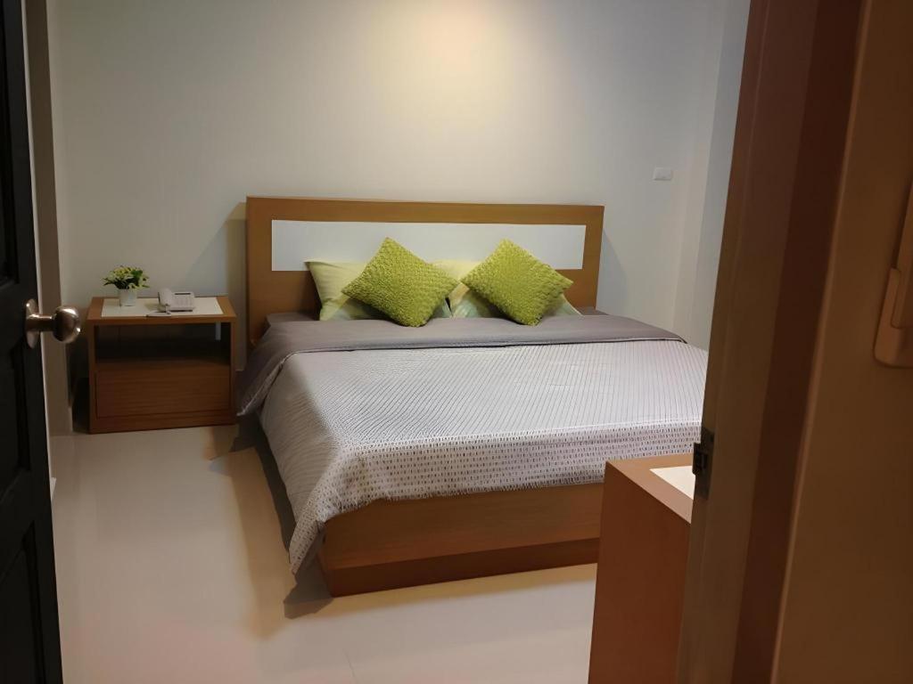 Ipremium Sukhumvit 81 Hotel Bangkok Buitenkant foto