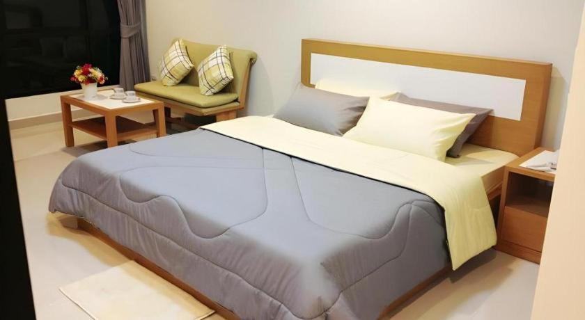 Ipremium Sukhumvit 81 Hotel Bangkok Buitenkant foto