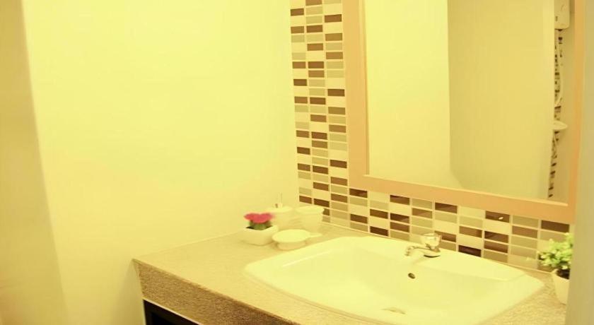 Ipremium Sukhumvit 81 Hotel Bangkok Buitenkant foto