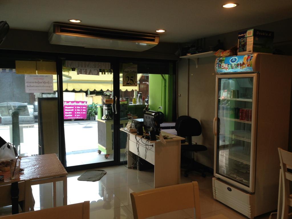 Ipremium Sukhumvit 81 Hotel Bangkok Buitenkant foto